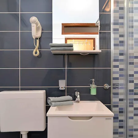 With A - C In Porec-istrien 42534 Apartment Porec