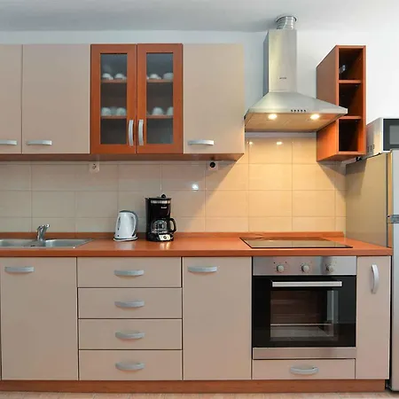 With A - C In Porec-istrien 42534 Apartment *
