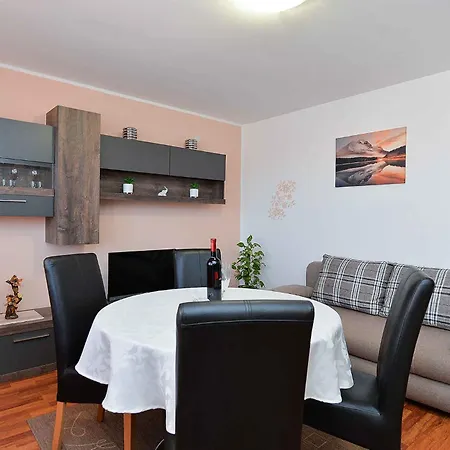 With A - C In Porec-istrien 42534 Apartment *